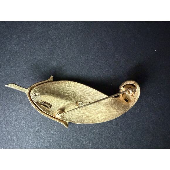 TRIFARI Vintage Brushed Gold Tone Leaf Brooch Pin Art To Wear Cocktail Career - Picture 4 of 5